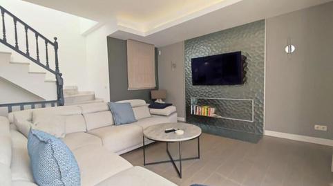 Foto 2 de Casa adosada de alquiler en Nagüeles Alto, Málaga