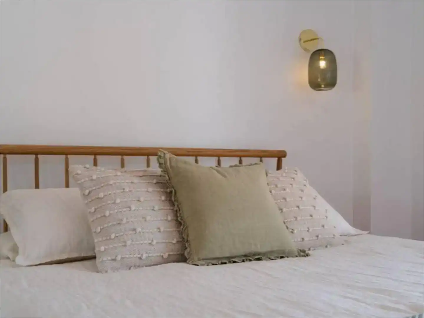 Dormitori de Casa adosada de lloguer en Mijas amb Aire condicionat, Jardí privat i Piscina