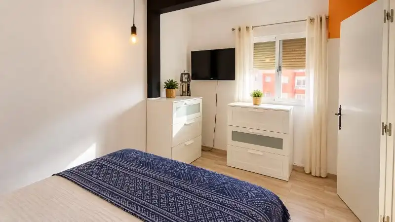 Habitación de Piso en venta en Málaga con Aire acondicionado y Calefacción
