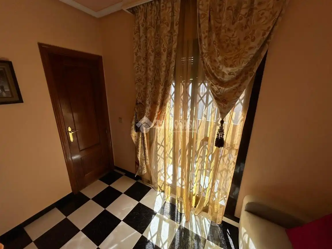 Casa adosada en venta en Antequera con Terraza