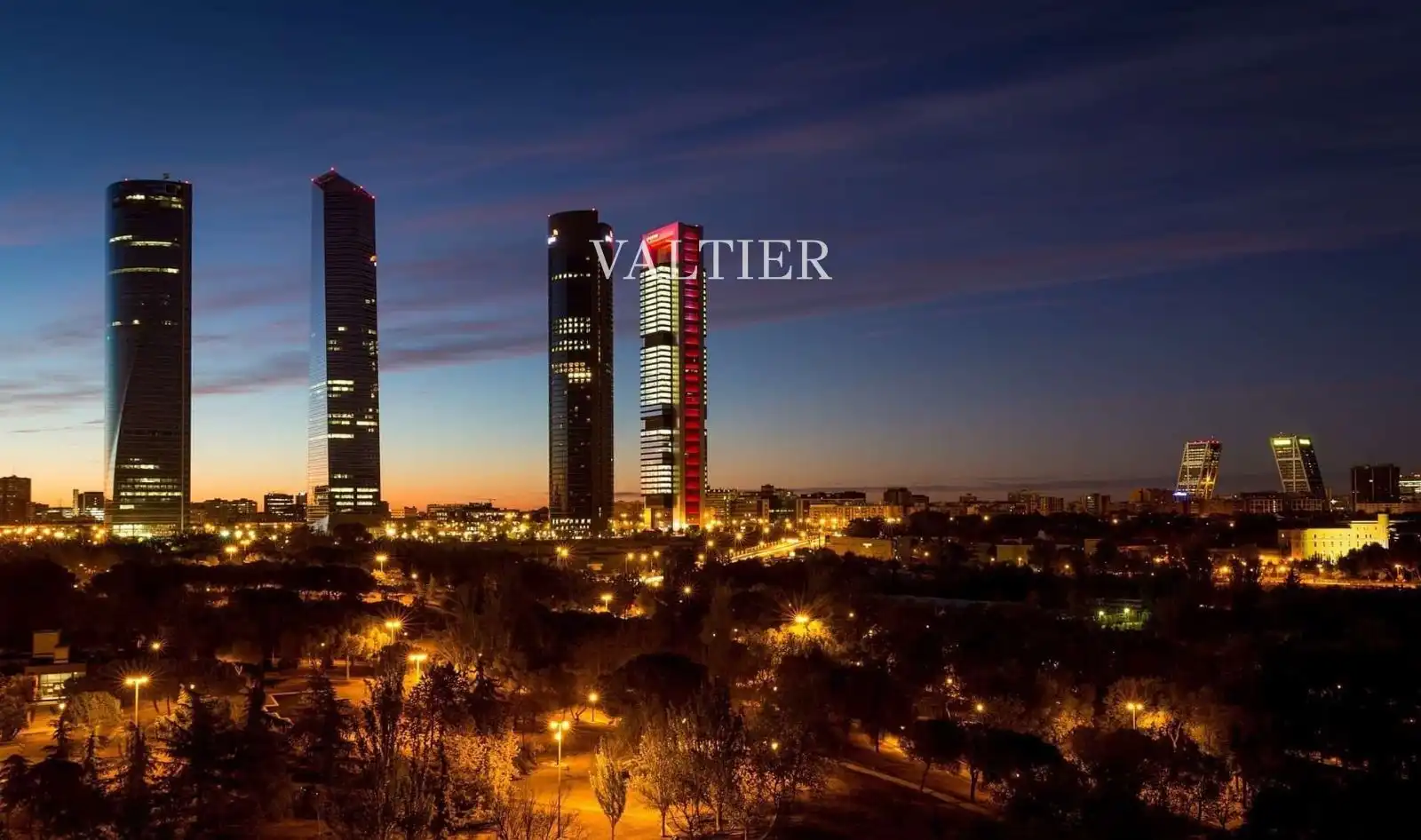 Vista exterior de Pis en venda en Madrid amb Terrassa