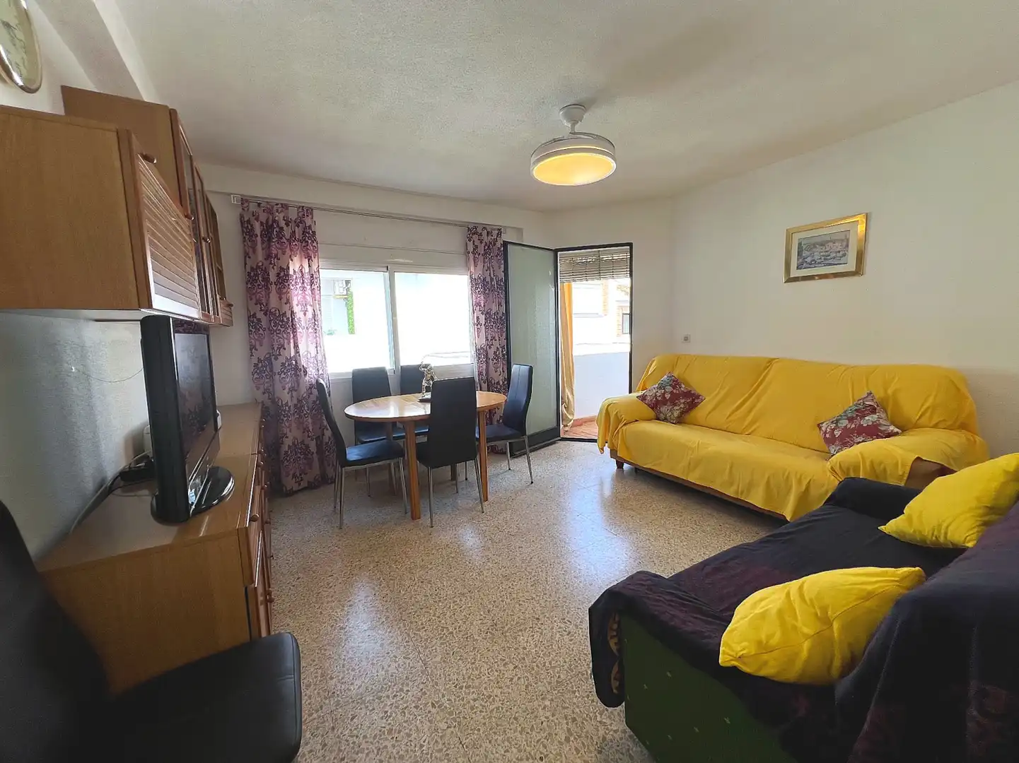 Sala de estar de Piso en venta en Manilva con Terraza