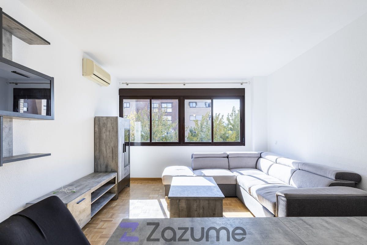 Bedroom of Flat to rent in Alcalá de Henares  with Air Conditioner, Heating and Private garden