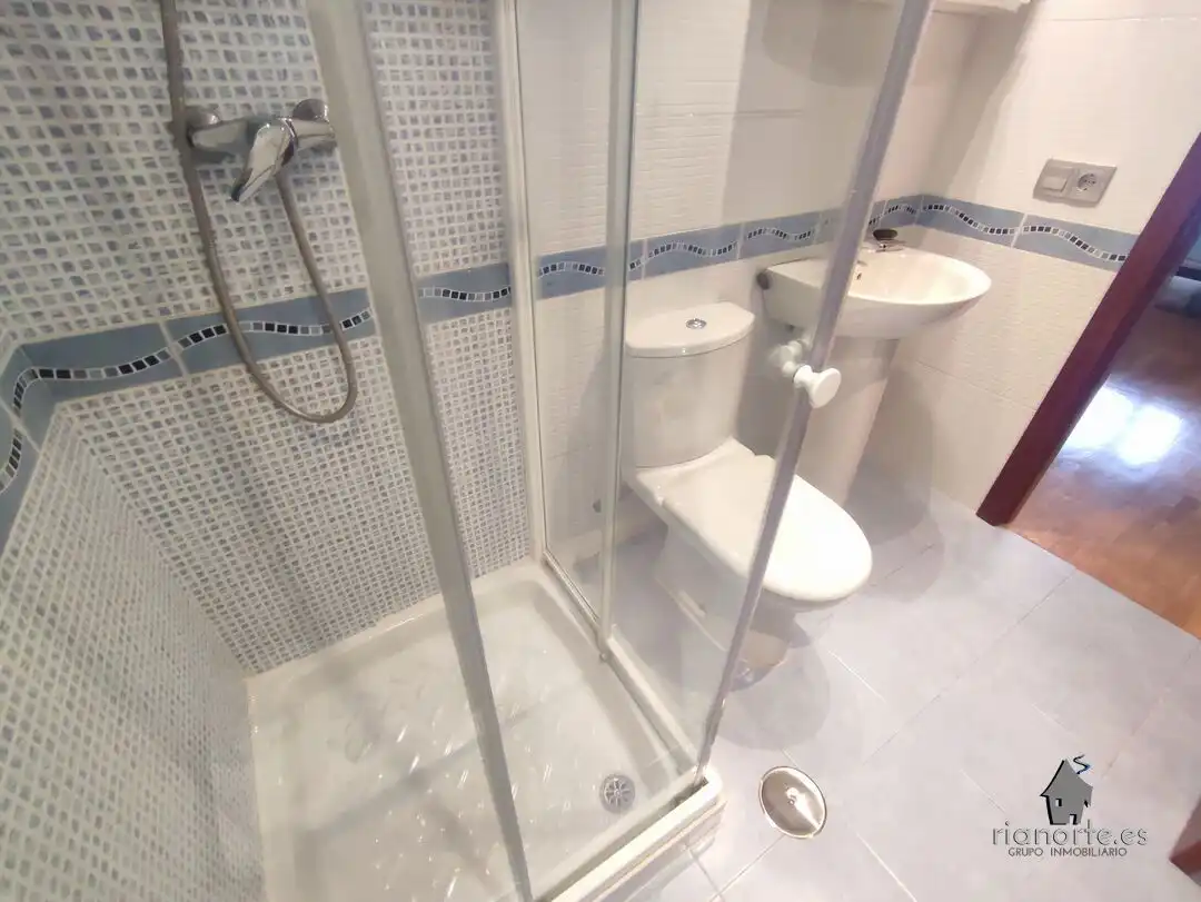 Bathroom of Flat for sale in Langreo  with Heating, Terrace and Storage room