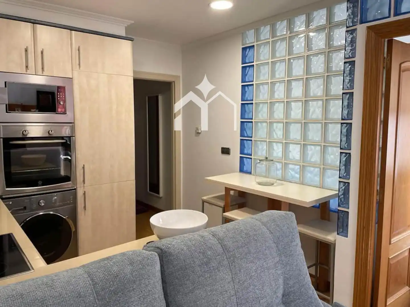 Bedroom of Flat for rent in Vigo   with Heating, Furnished and Oven