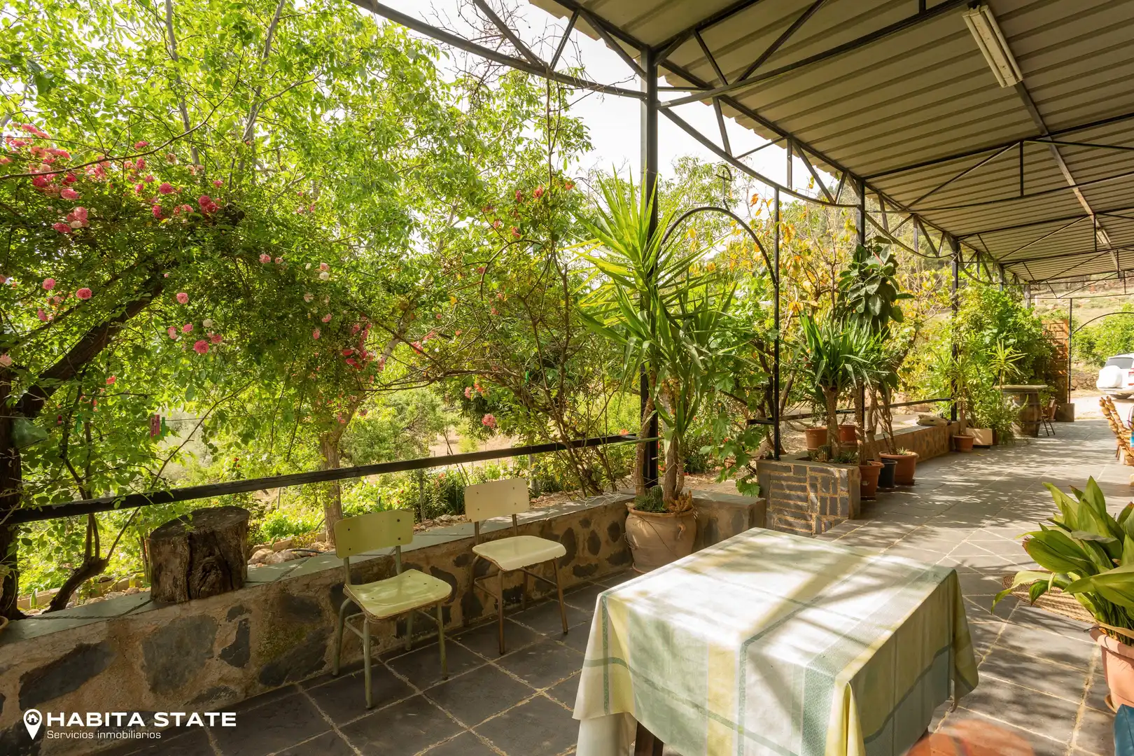 Terrassa de Finca rústica en venda en Canjáyar amb Jardí privat i Moblat