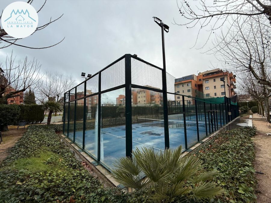 Exterior view of Flat for sale in Ciudad Real Capital  with Air Conditioner, Heating and Private garden