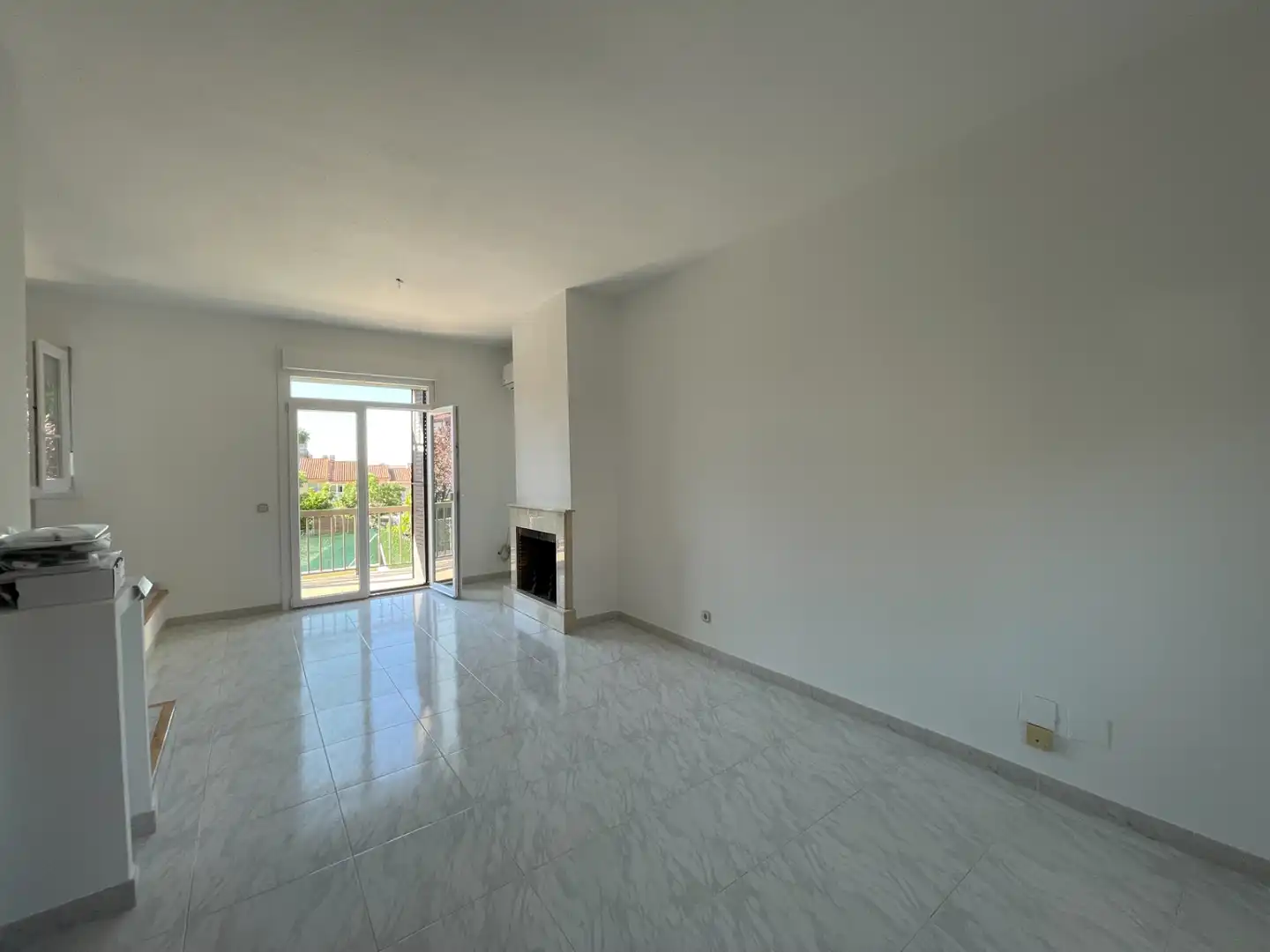 Sala de estar de Casa o chalet de alquiler en San Agustín del Guadalix con Aire acondicionado, Calefacción y Jardín privado