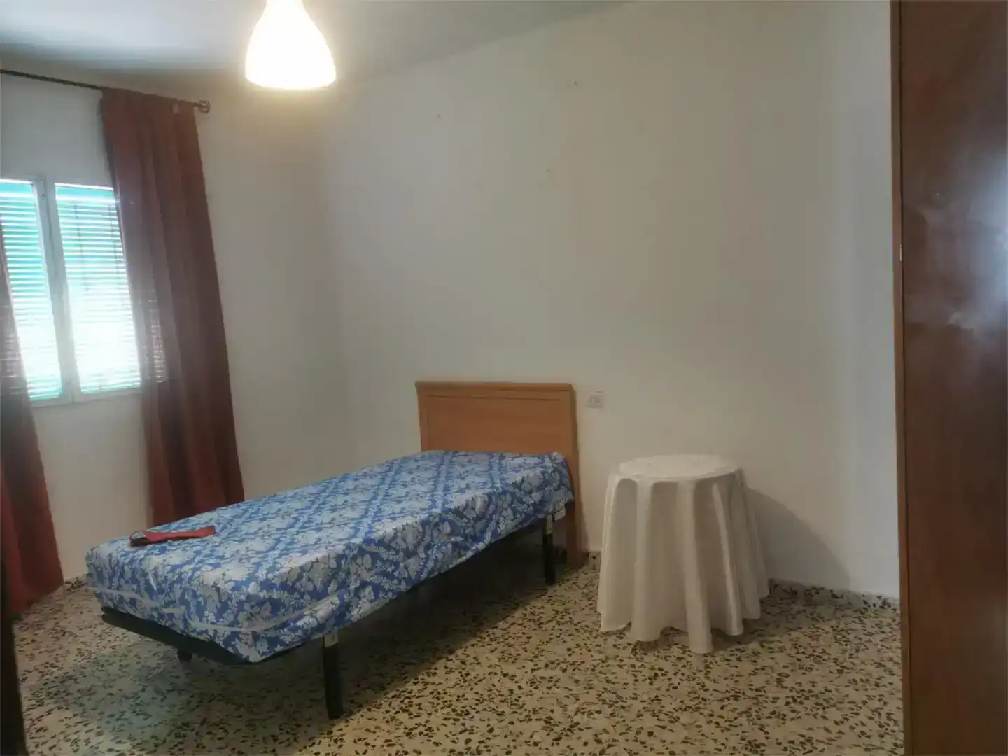 Dormitori de Casa adosada en venda en Vélez de Benaudalla