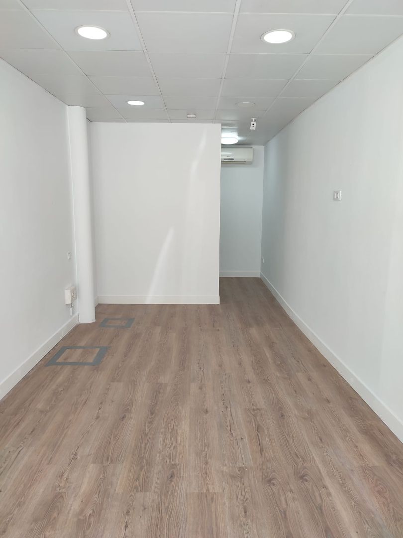 Premises to rent in  Sevilla Capital  with Air Conditioner and Parquet flooring