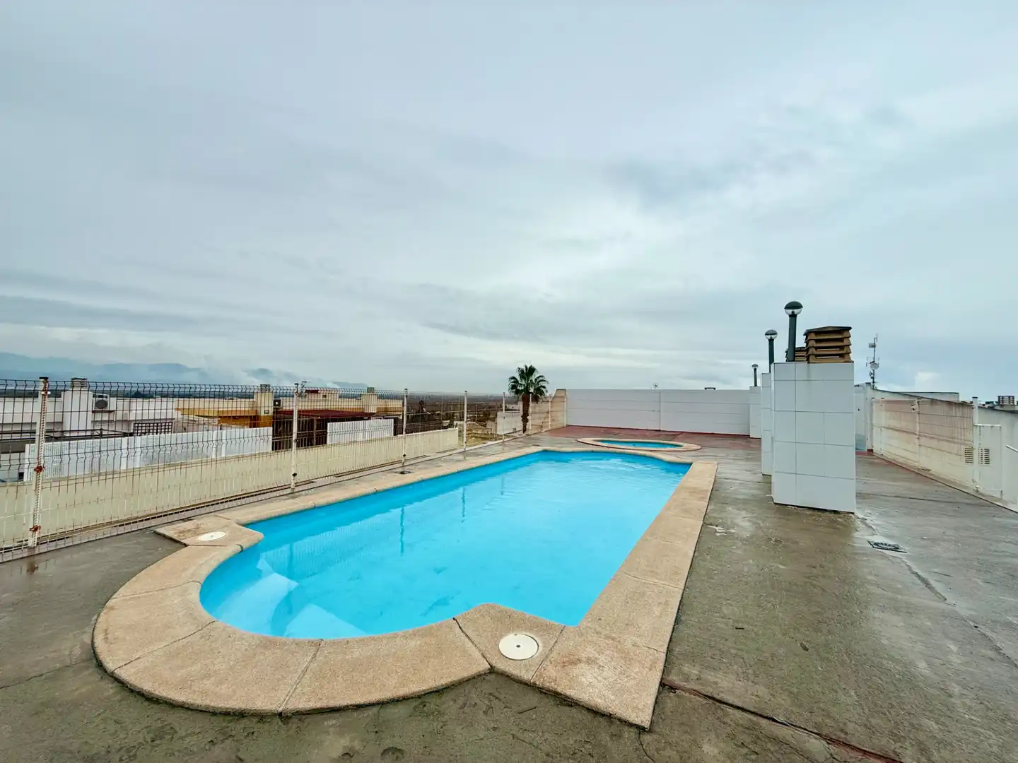 Piscina de Apartament en venda en Chilches / Xilxes amb Terrassa, Traster i Piscina comunitària