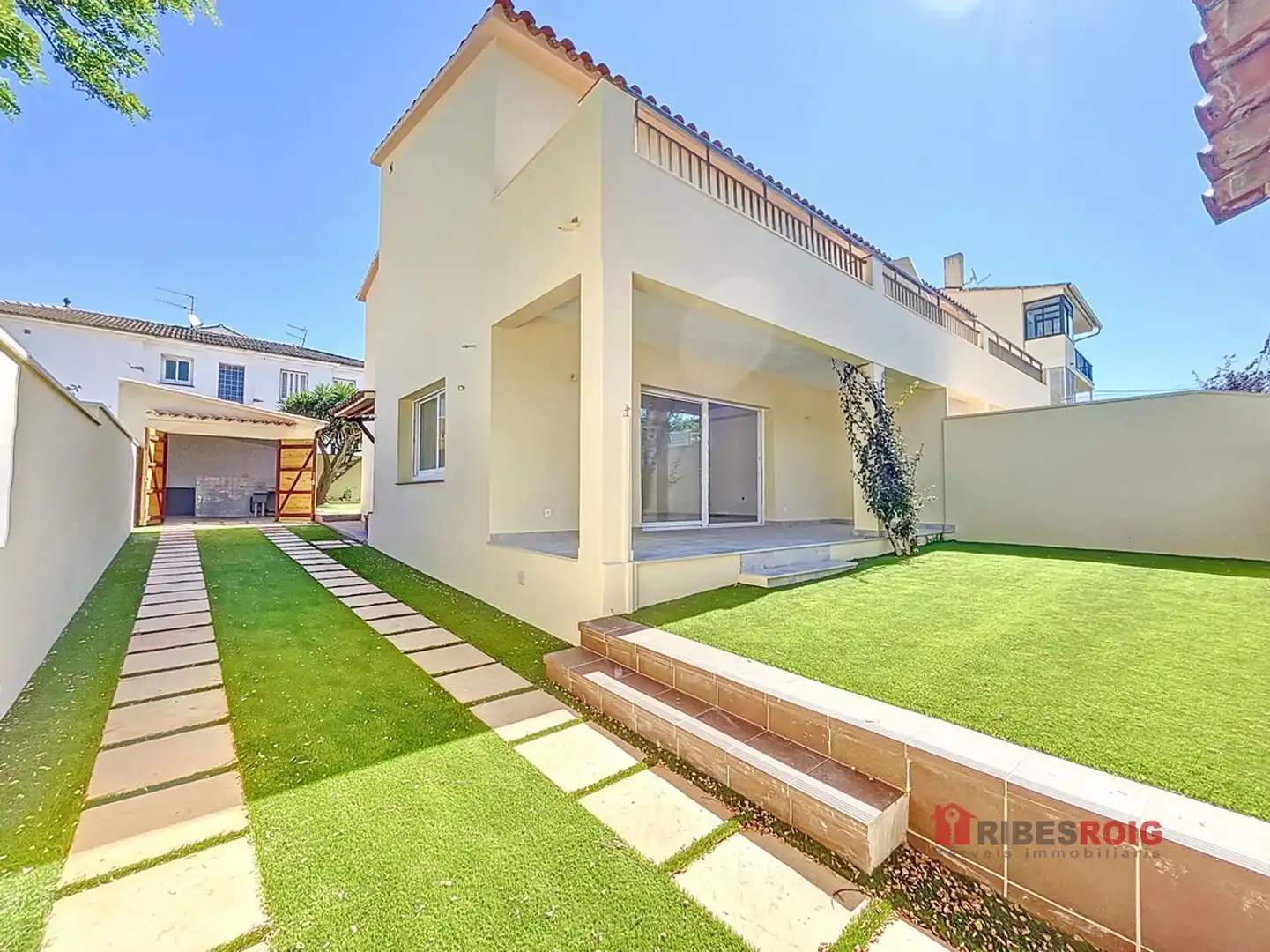 Detached homes for sale in Circumval Lacio, Centre