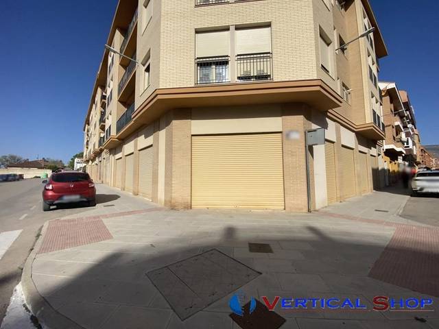 Local comercial en Alquiler en Caudete