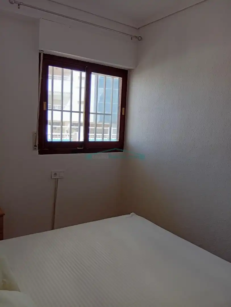 Habitación de Apartamento en venta en Tavernes de la Valldigna con Terraza y Balcón