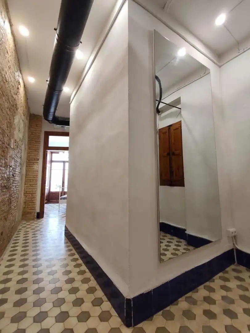 Wohnung zur Miete in Valencia mit Klimaanlage, Heizung und Möbliert