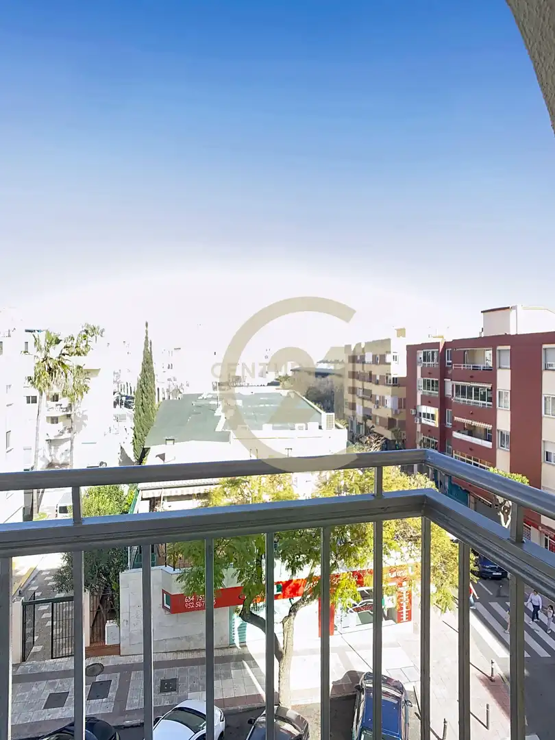 Apartamento con terraza en venta en Av. Inmaculada Concepción, 11, 29631 Benalmádena, Málaga, Spain 10, imagen 2