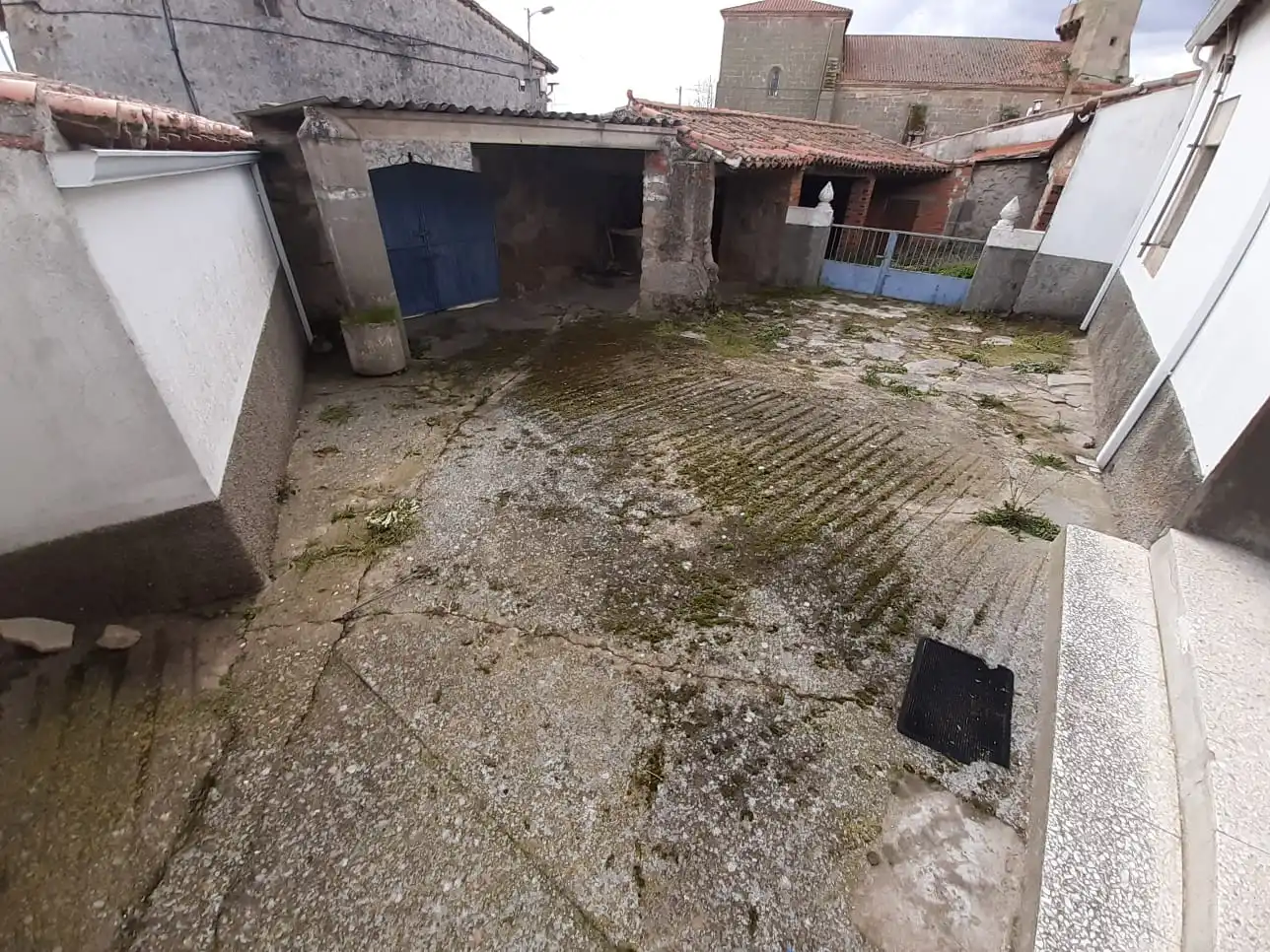 Houses for sale in Almeida de Sayago