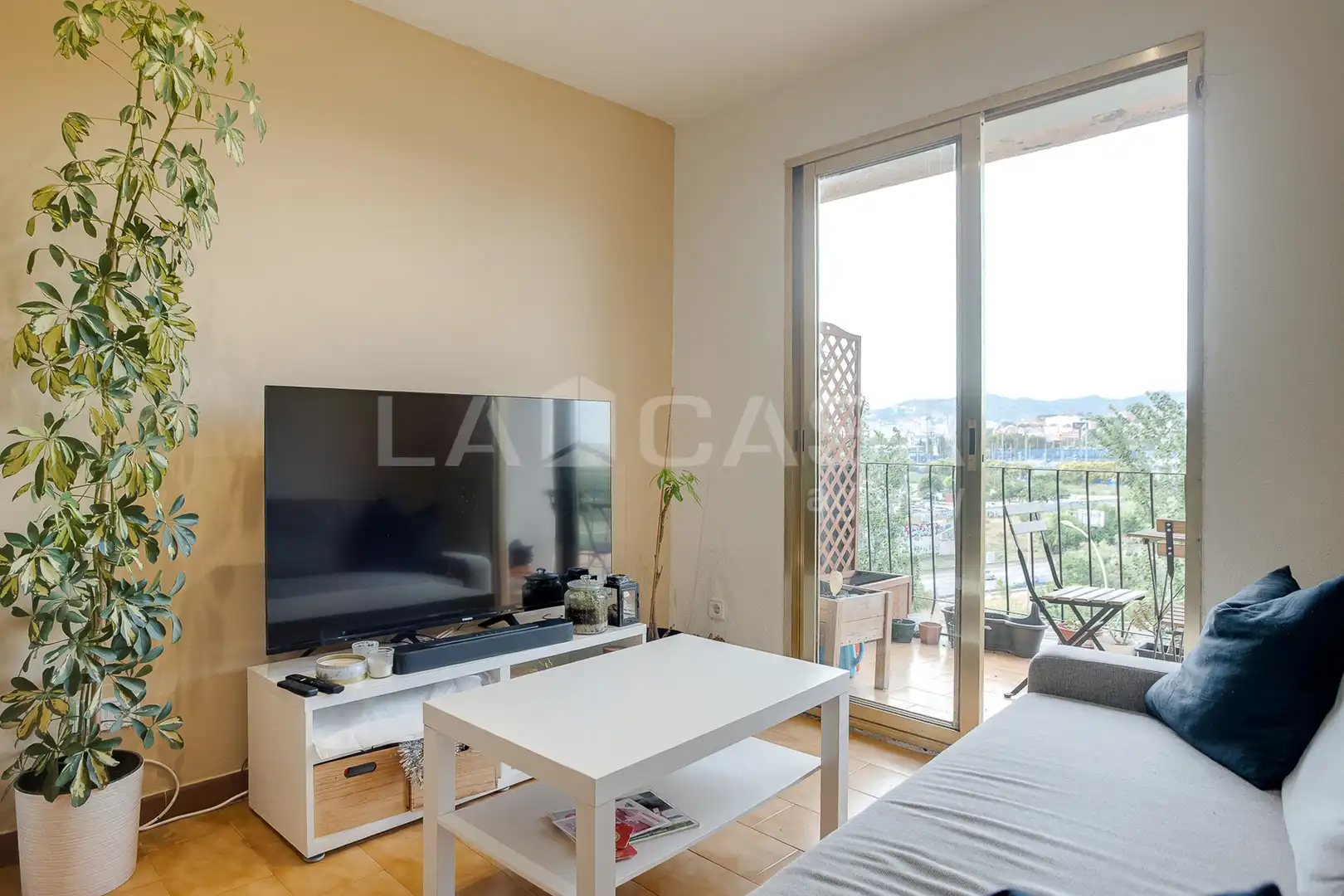 Sala de estar de Piso en venta en Sant Adrià de Besòs con Balcón