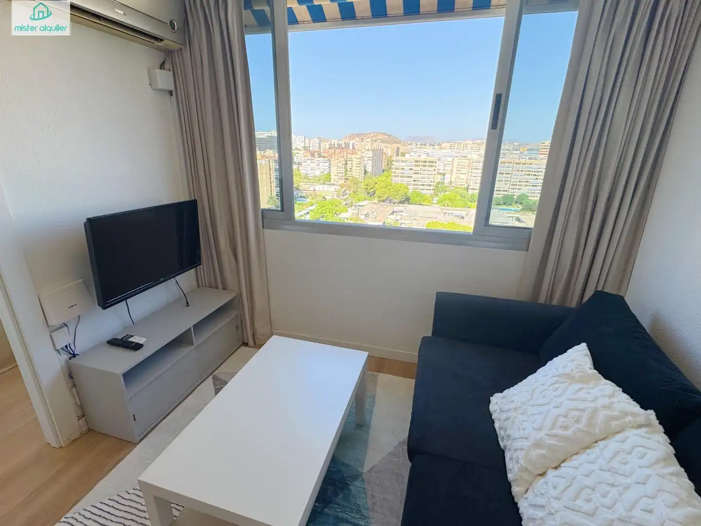 Mini appartamento con terrazza in affitto a Avenida de la Costa Blanca 113, imagen 2