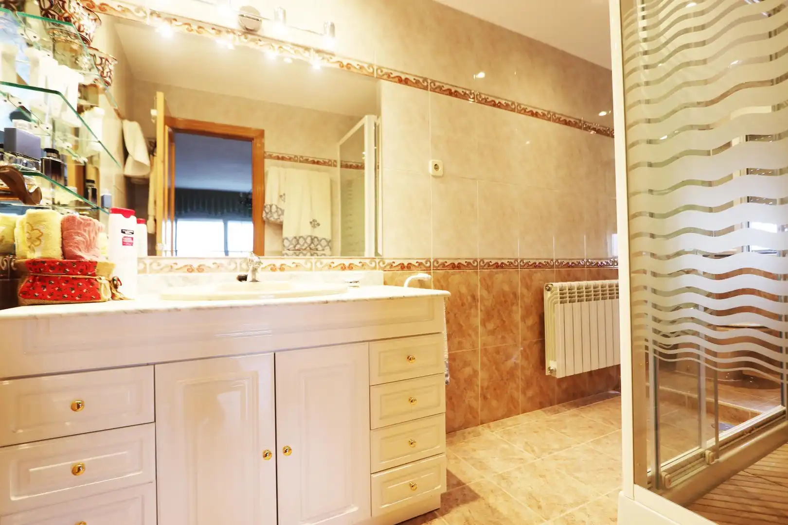 Baño de Casa o chalet en venta en Colmenarejo con Calefacción, Terraza y Trastero