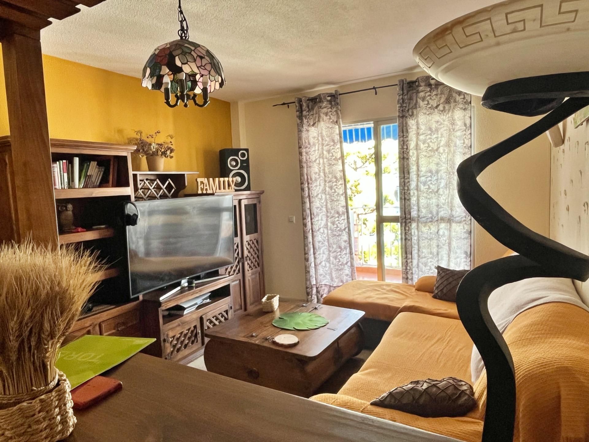 Living room of Flat for sale in Rincón de la Victoria  with Air Conditioner, Terrace and Community pool