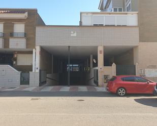 Vista exterior de Garatge de lloguer en Roquetas de Mar amb Alarma