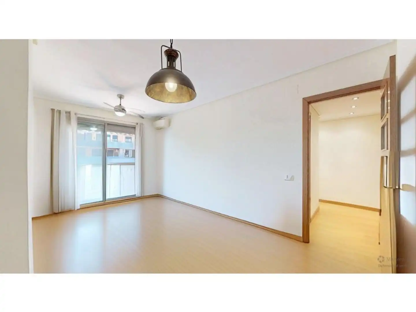 Sala de estar de Piso en venta en Mislata con Aire acondicionado, Jardín privado y Terraza