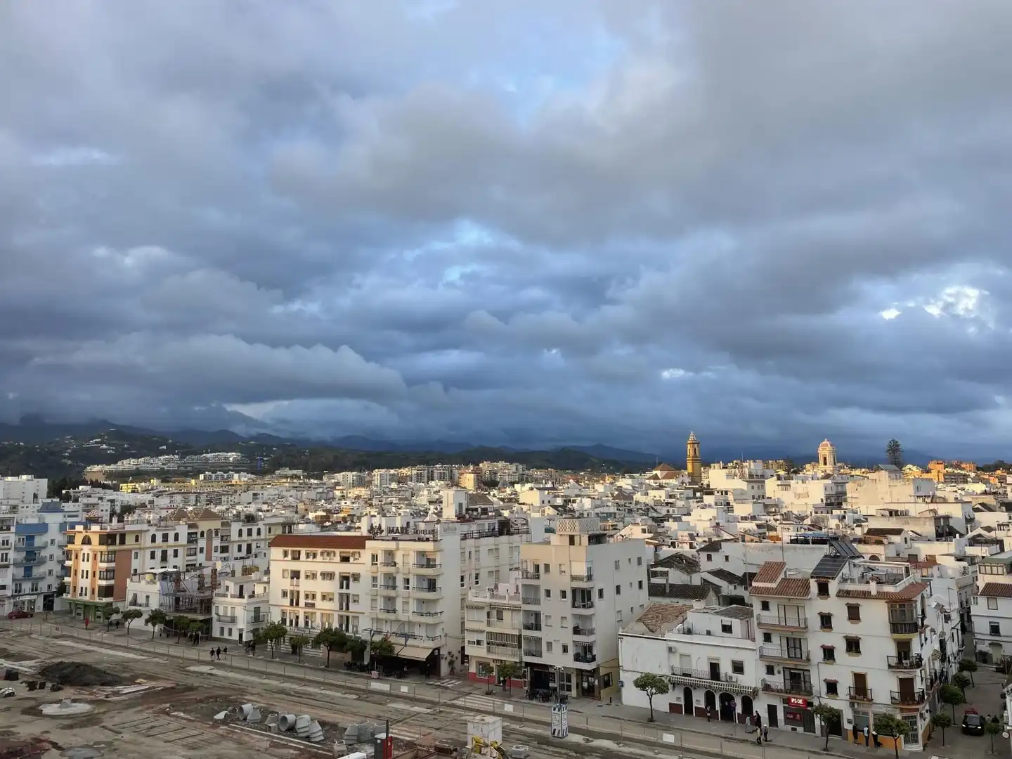 Nau industrial en venda a Estepona Pueblo, imagen 3