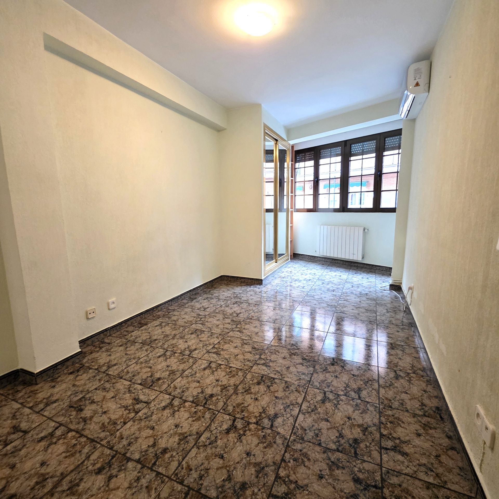 Wohnung zum verkauf in Calle Lorenzo San Nicolás, Pueblo Nuevo, Ciudad Lineal