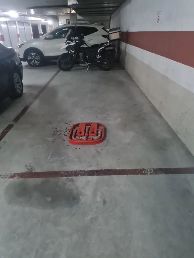 Parkplatz mit Aufzug zum Verkauf in Avinguda Francesc Macià 265, imagen 2