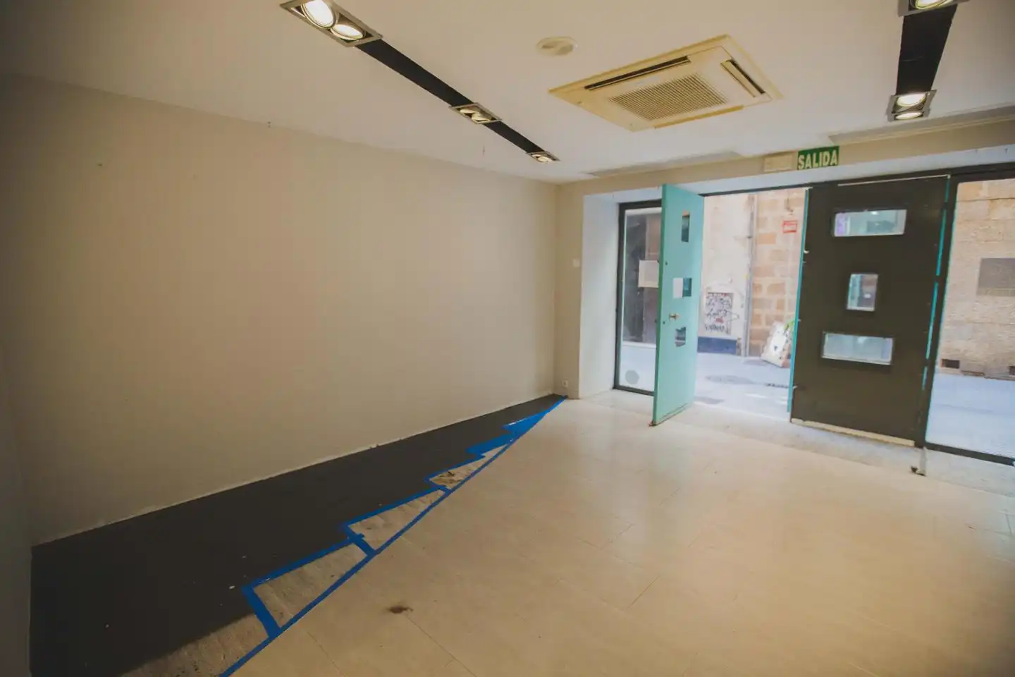 Business premises for sale in Centro Histórico, imagen 2