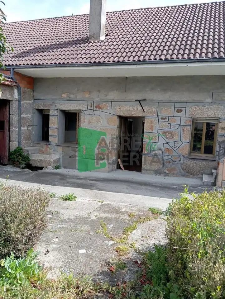 House with garden for sale in San Cibrao das Viñas, imagen 28