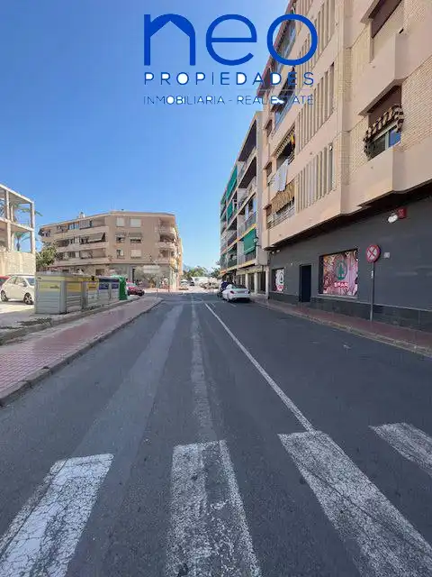 Vista exterior de Local en venda en L'Alfàs del Pi