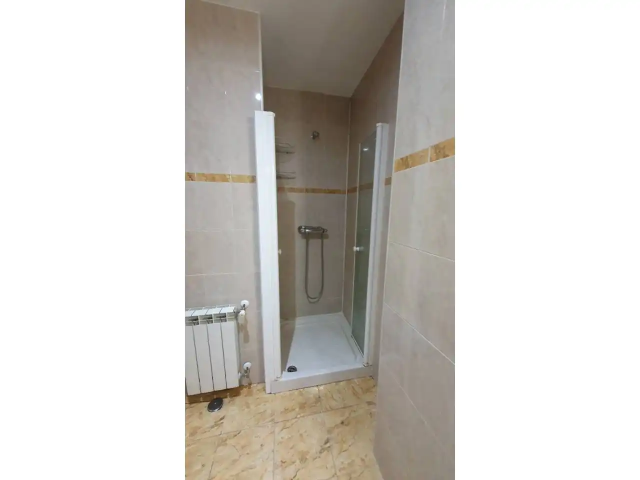 Bathroom of Flat for rent in Pinto  with Heating and Furnished