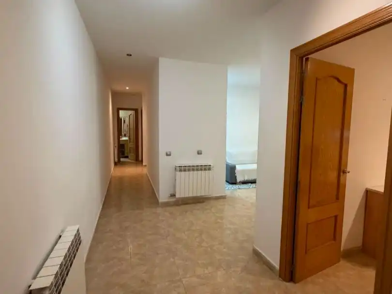 Piso con ascensor en venta en cronista muntaner 24