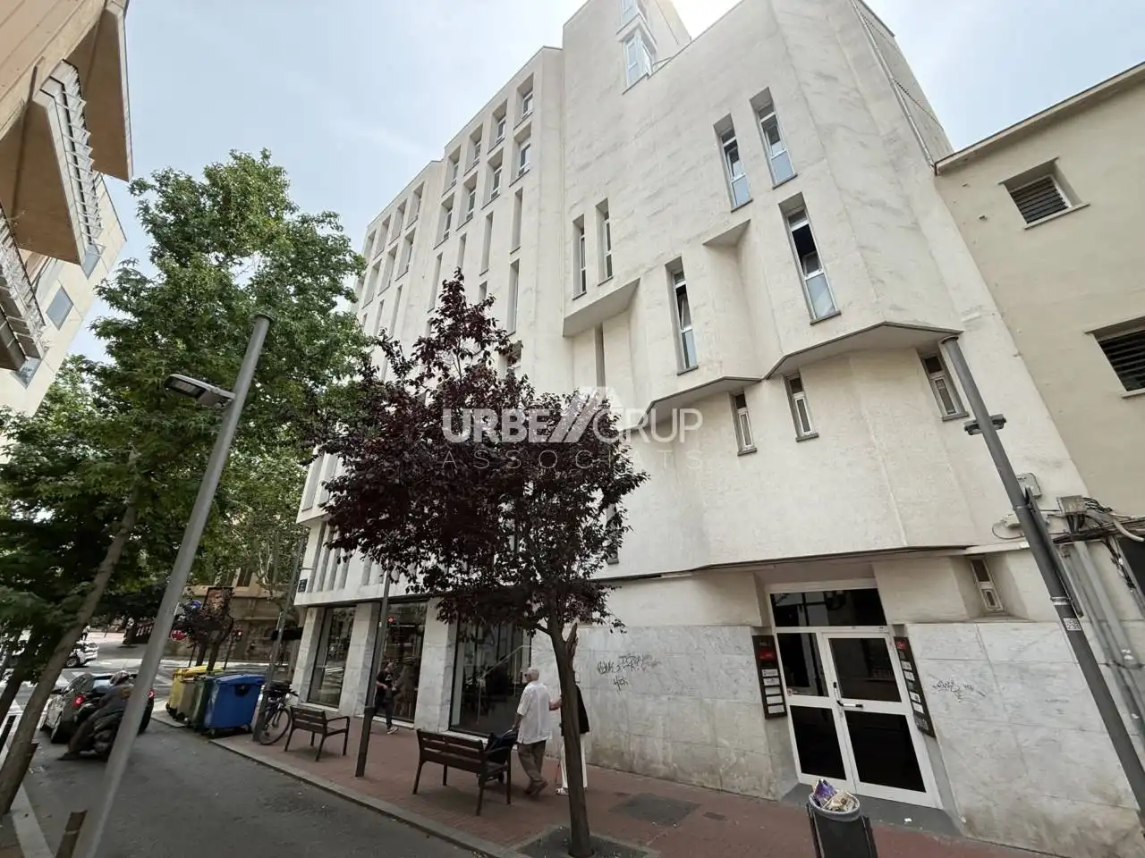 Außenansicht von Büro zur Miete in Terrassa mit Heizung