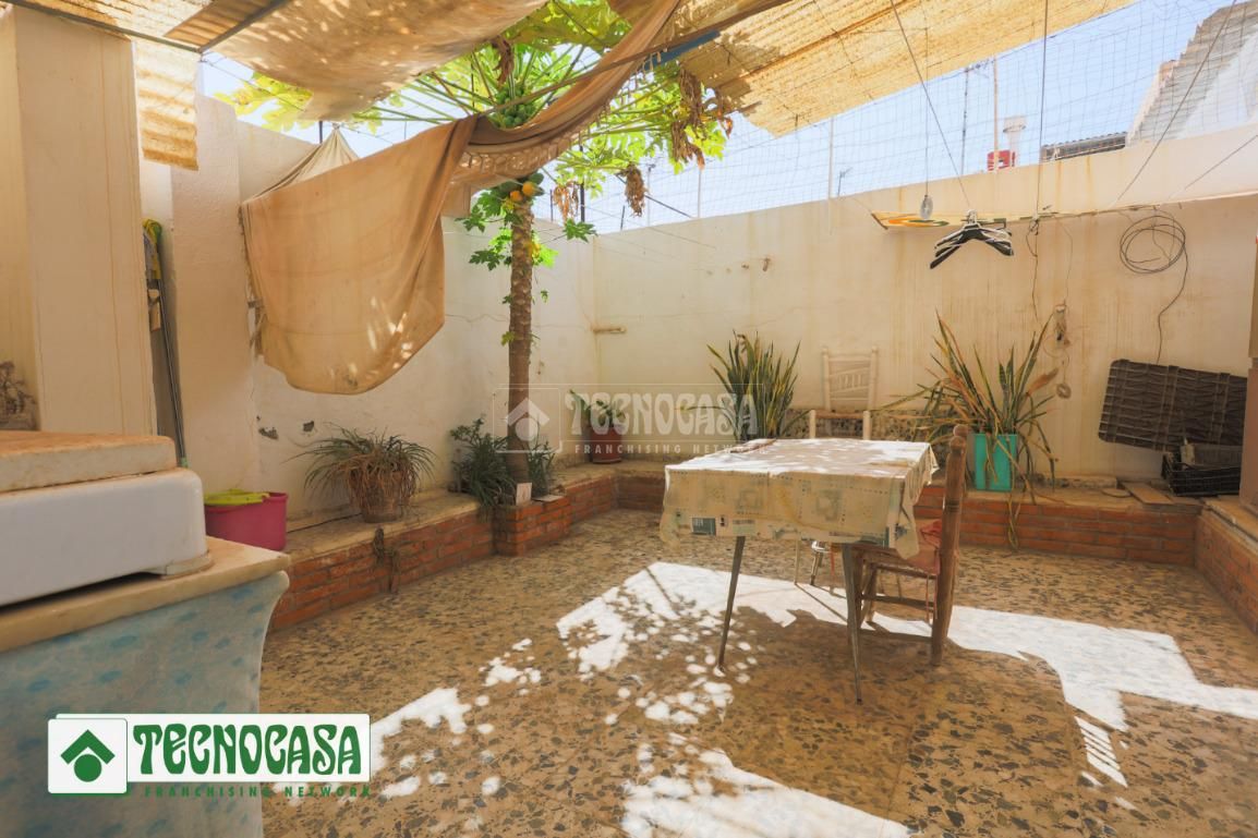 Terrassa de Casa adosada en venda en Adra