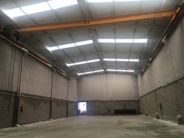 Nave industrial en Alquiler en Bergondo