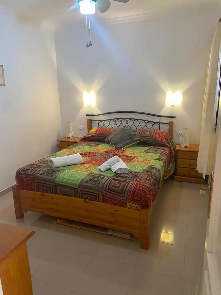 Habitación de Apartamento en venta en Arona con Terraza, Amueblado y Piscina comunitaria