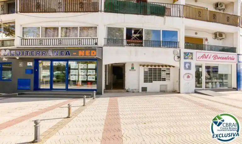 Estudi en venda en Empuriabrava amb Aire condicionat i Moblat