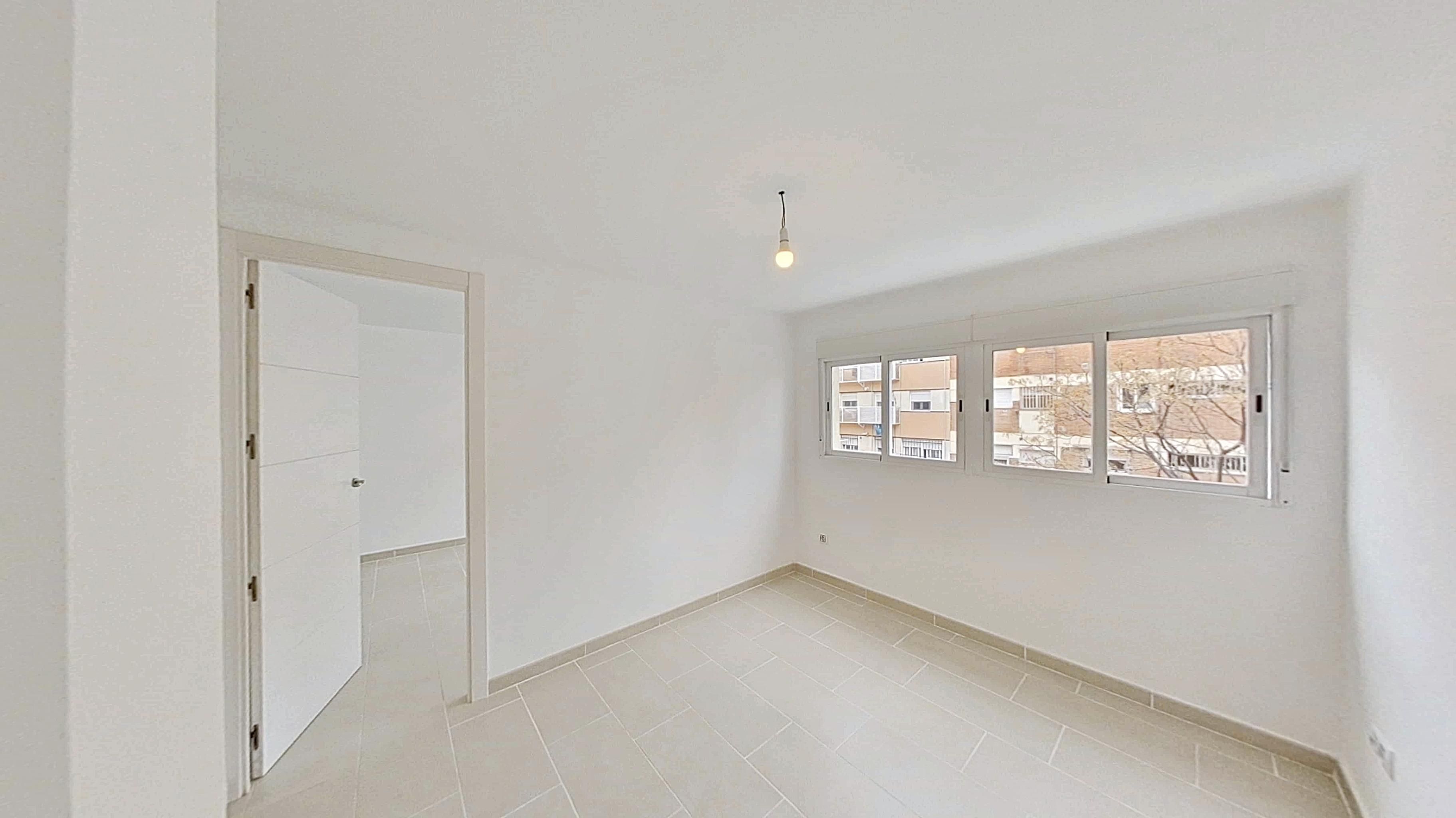 Bedroom of Flat to rent in  Madrid Capital  with Heating, Oven and Pets allowed