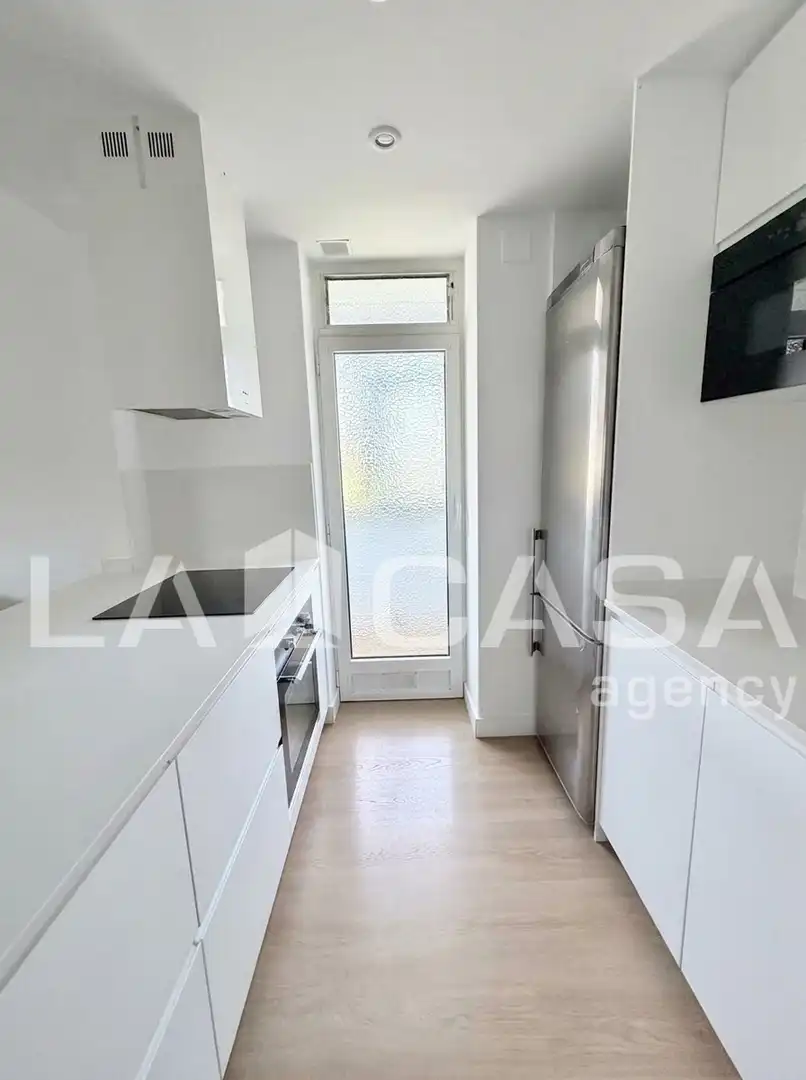 Kitchen of Flat for sale in Barcelona  with Balcony