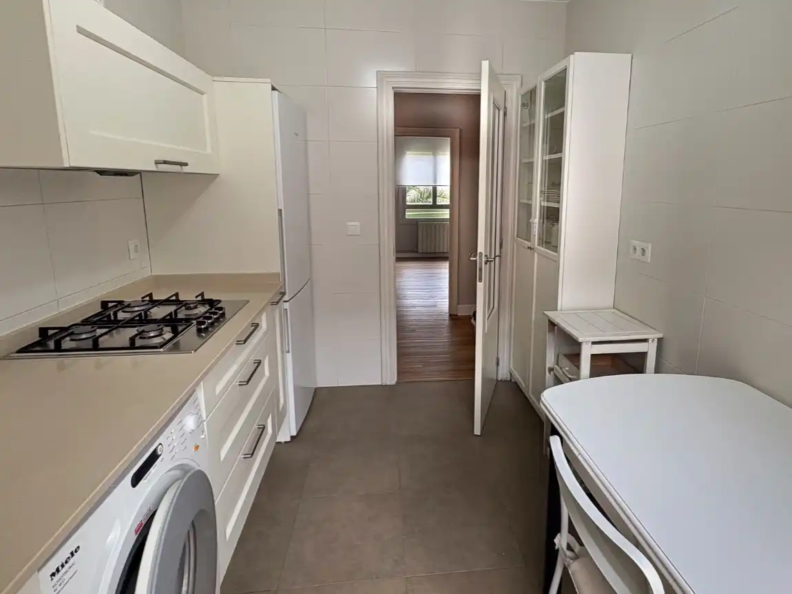 Flat for sale in San Ignacio - Elorrieta