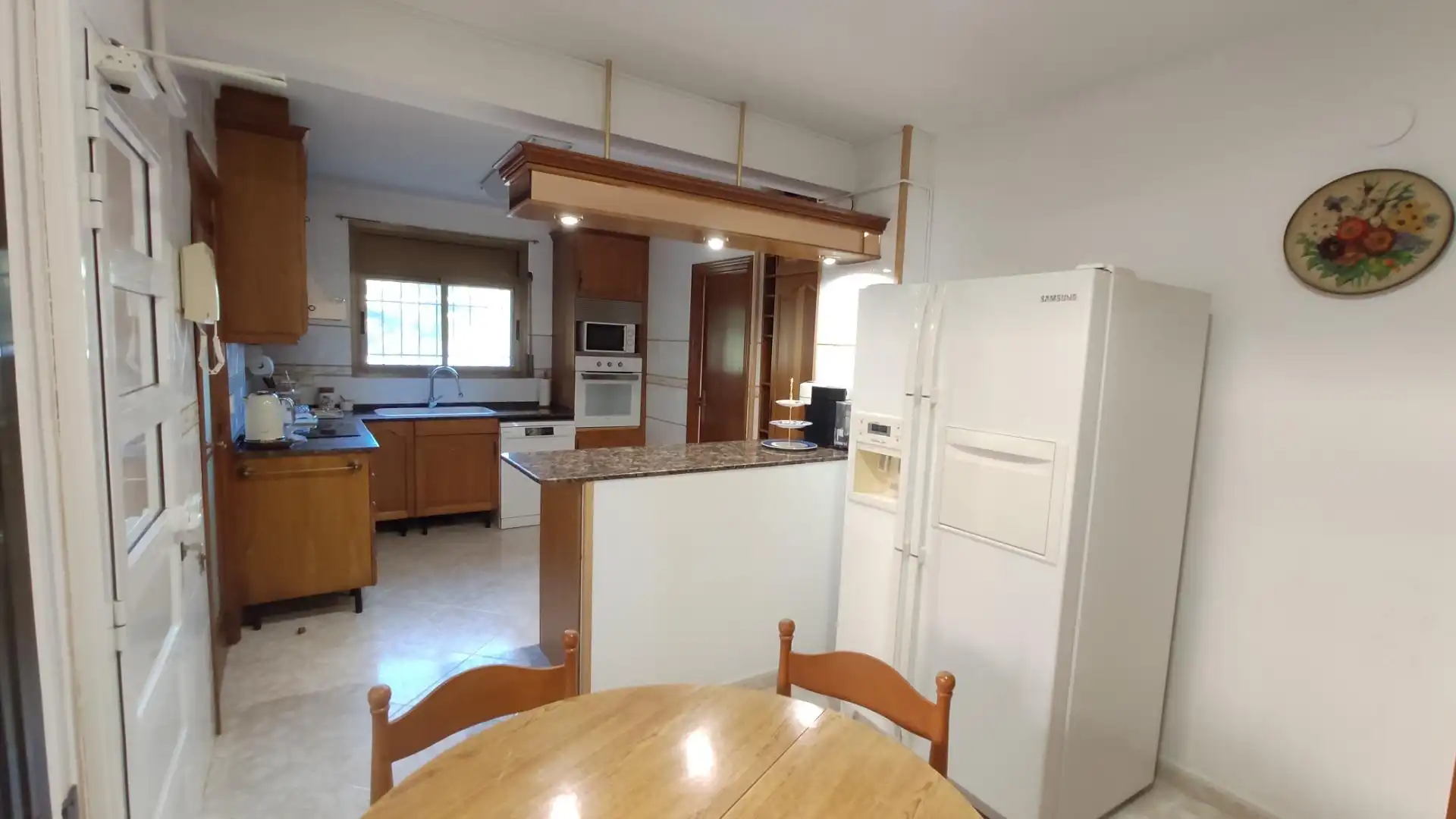 Cuina de Casa o xalet en venda en Tarragona amb Jardí privat, Terrassa i Piscina