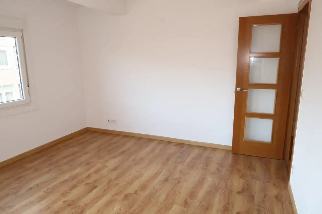 Habitación de Edificio en venta en A Coruña Capital 