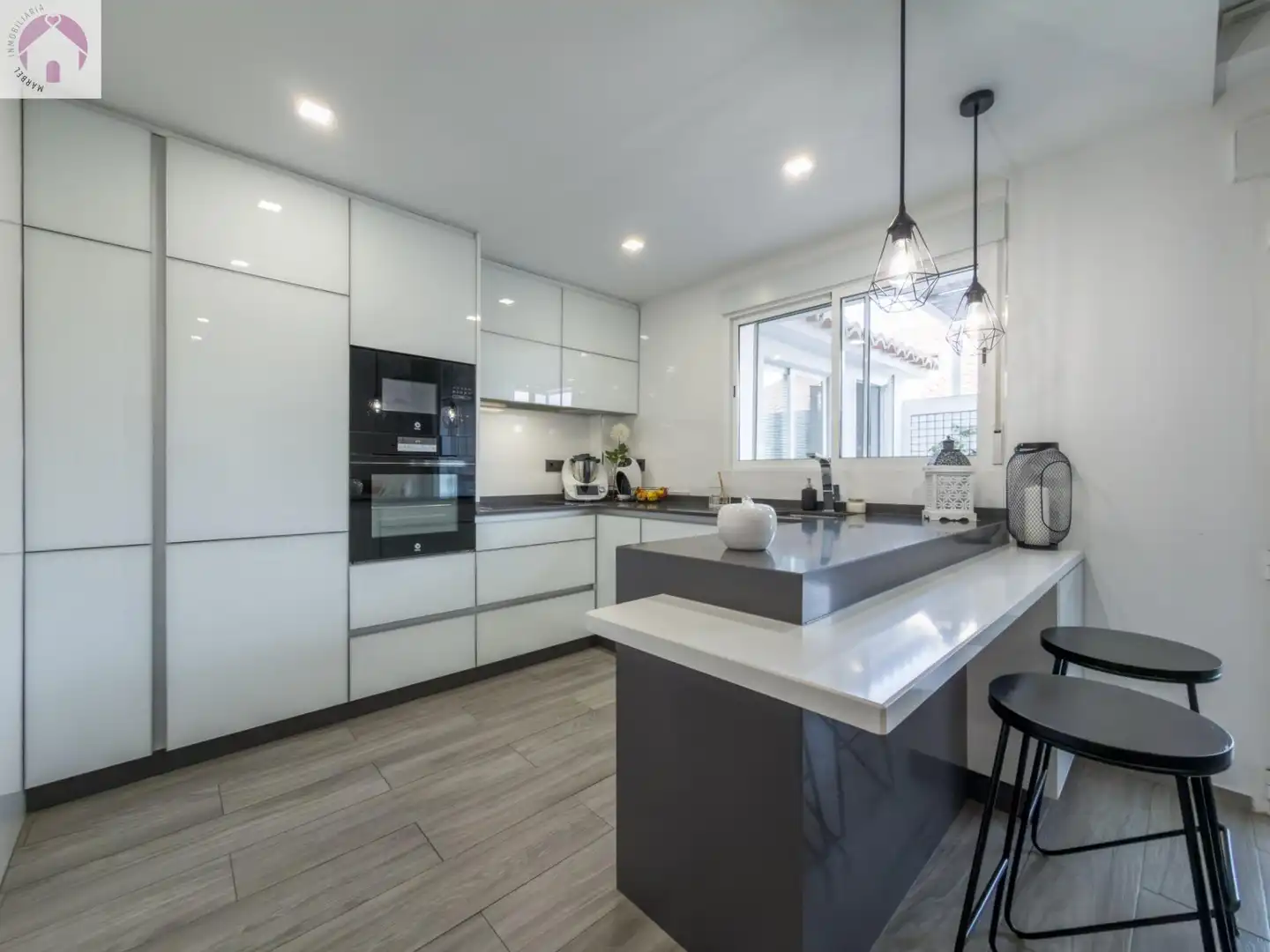 Kitchen of Detached homes for sale in Cenes de la Vega  with Air Conditioner, Heating and Terrace