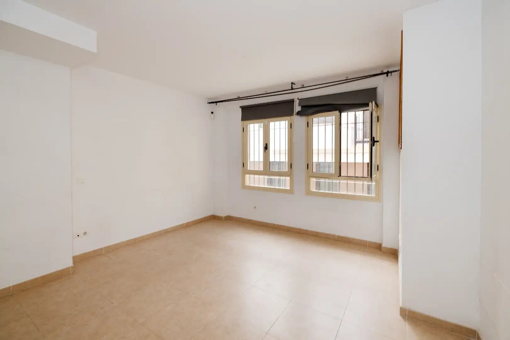 Habitación de Apartamento en venta en Málaga con Aire acondicionado, Calefacción y Terraza