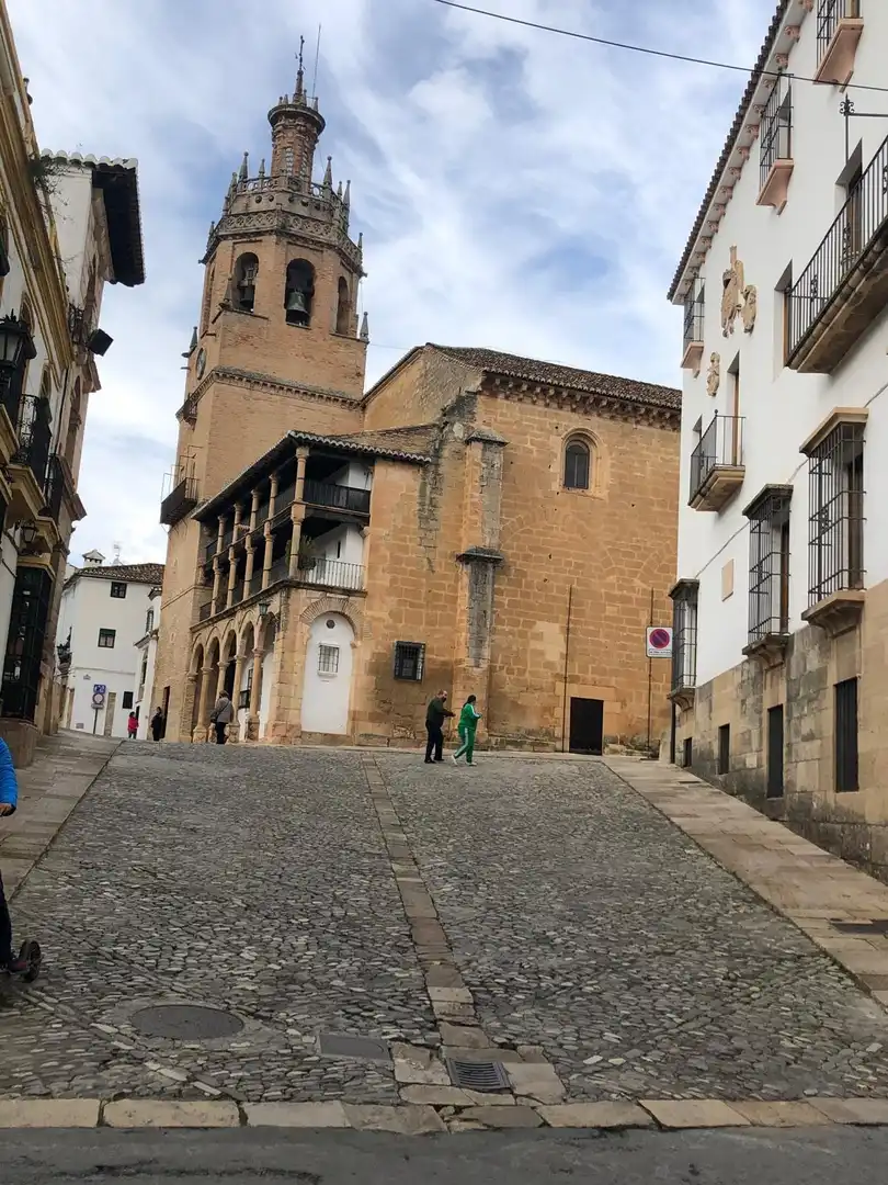 Piso en venta en Calle ARMIÑAN, Casco Histórico