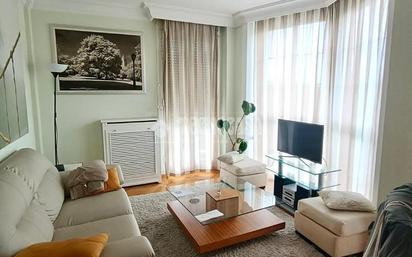 Living room of Flat to rent in  Madrid Capital  with Storage room