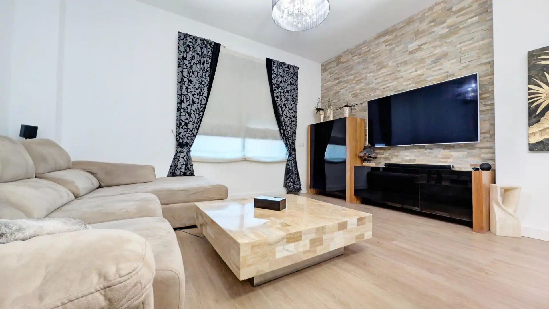 Sala de estar de Planta baja en venta en Elche / Elx con Trastero y Amueblado